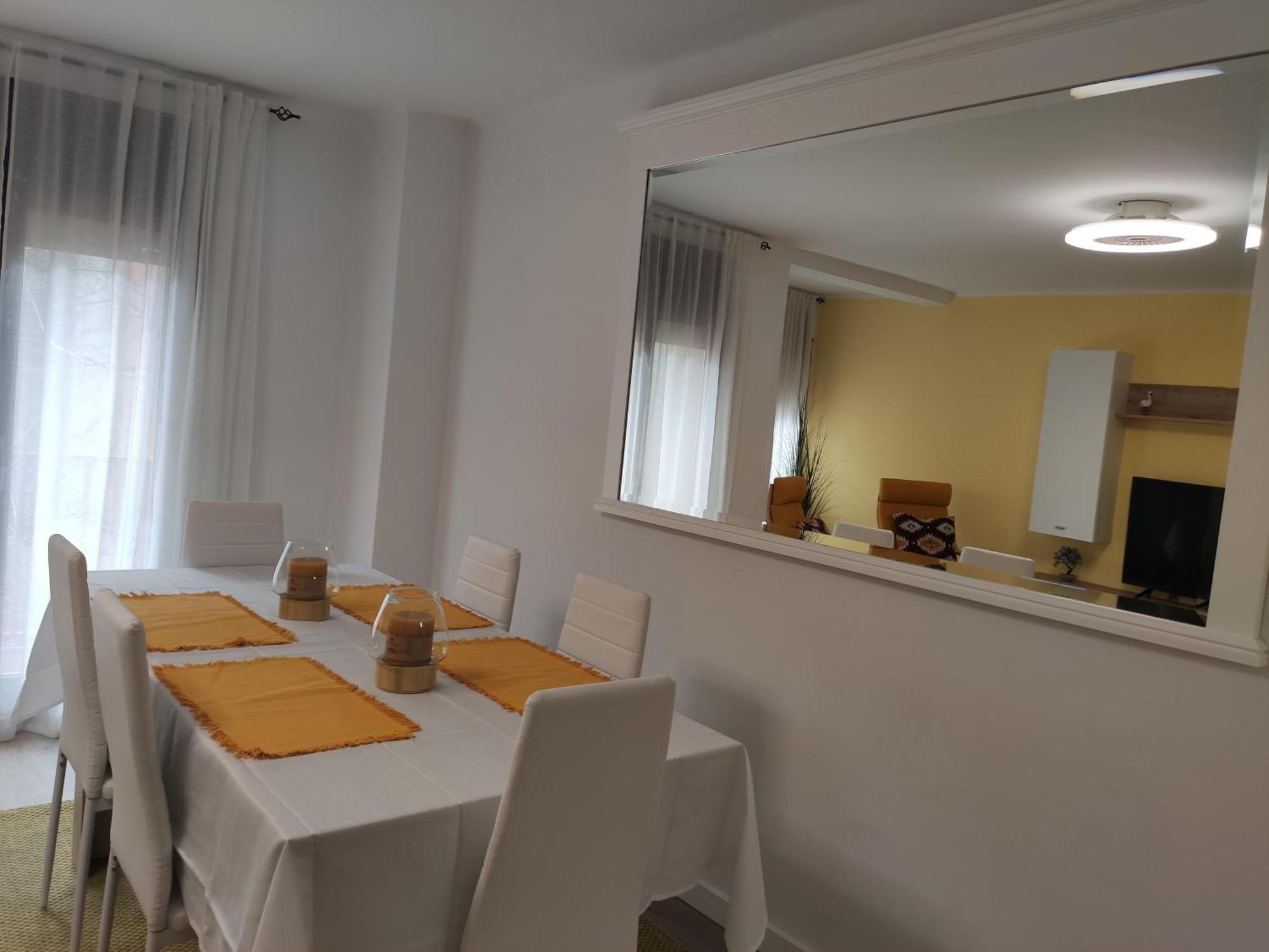 Apartamento Confort II لا سو دي أورغل المظهر الخارجي الصورة