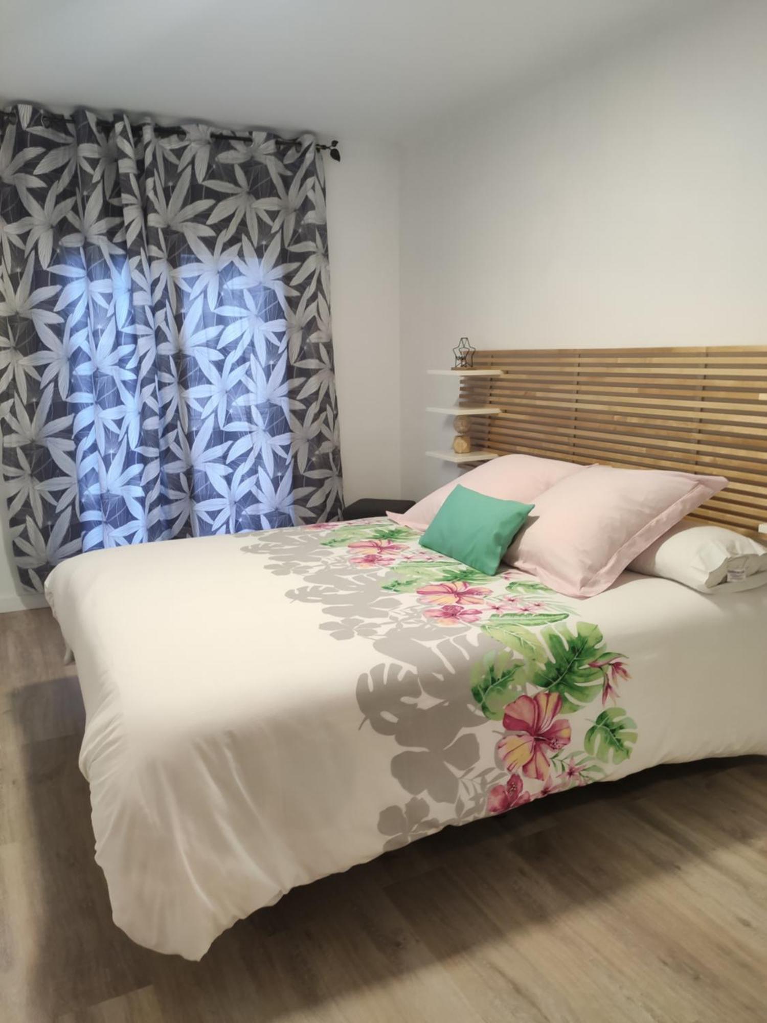 Apartamento Confort II لا سو دي أورغل المظهر الخارجي الصورة
